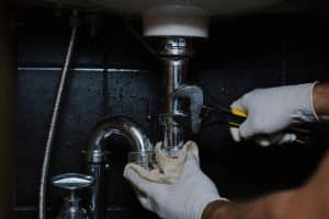 salaire d un plombier de l apprenti a l artisan 1